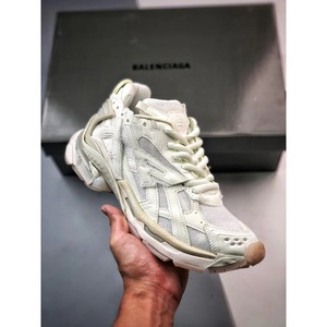 Baskets décontractées noires de haute qualité pour hommes, respirantes, rehaussantes, style européen-américain de luxe, chaussures de course d'été - Product Image 3