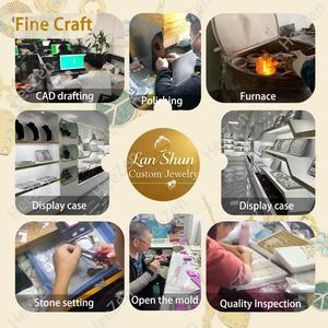 Collana <span class=keywords><strong>con</strong></span> Ciondolo Personalizzato in Acciaio Inossidabile <span class=keywords><strong>con</strong></span> 26 Lettere, Impermeabile, Ipoallergenico, Placcato Oro PVD, Gioiello <span class=keywords><strong>con</strong></span> <span class=keywords><strong>Iniziale</strong></span> - Product Image 6