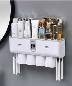 Family <span class=keywords><strong>oral</strong></span> <span class=keywords><strong>b</strong></span> baño cepillado agua lavado dientes limpiador 3 tazas dispensador automático de pasta de dientes con <span class=keywords><strong>soporte</strong></span> para cepillo de dientes - Product Image 3