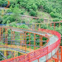 Personnalisé excitant frisson montagne attraction extérieur grand long verre toboggan aquatique Skyslide montagnes russes
