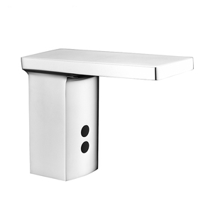 Grifo con <span class=keywords><strong>Sensor</strong></span> automático sin contacto CE, grifo de agua de cascada para baño, cocina, escuela, lavabo de un solo orificio montado en cubierta - Product Image 1