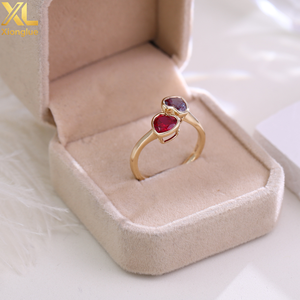 Bague d'éternité classique personnalisable en or jaune 10K avec pierre précieuse de laboratoire rouge Alexandrite, bijoux fins pour mariage - Product Image 3
