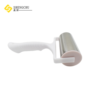 Accessori da Cucina Eco-Friendly: Mattarello per Impasto in Acciaio Inox con Manico in Plastica per Cucina Domestica - Product Image 5