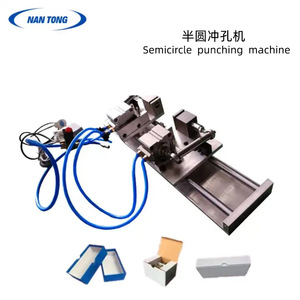 Machine à poinçonner Nantou 300 mm de largeur, hydraulique, pour boîtes cadeaux, boîtes de téléphone portable, boîtes à vin - Product Image 3