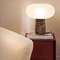 Lampe de chevet en marbre de luxe léger, abat-jour en verre décoratif rétro Wabi Sabi, lampe de bureau design créatif, éclairage d'intérieur