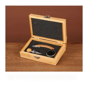 Juego de Accesorios para Vino de Bambú Reciclable Hecho a Mano y Personalizado - Herramientas de Bambú para Amantes del Vino - Product Image 3