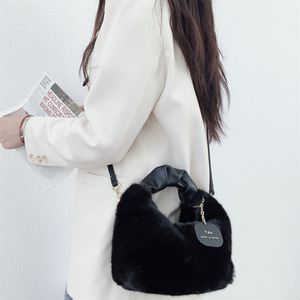 New Fashion Women Fur Wool <b>Messenger</b> <b>Bags</b> Ladies Soft Faux Fur Plush Hand <b>Bags</b> Girls Design Purses and Handbags for Women - Product Image 3