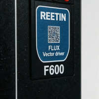 Variateur de fréquence modulaire VFD REETIN KECEN F600 37kW 380V triphasé haute performance à commande vectorielle pour le contrôle de la vitesse des moteurs AC