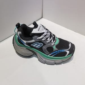 Zapatos Casuales de Hombre Estilo Retro con Suela Gruesa, Botas para Caminar al Aire Libre Hechas a Mano con Característica Impermeable, Estilo Antiguo de Moda - Product Image 5