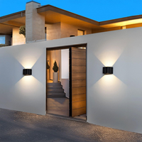 Lámpara de Pared Solar IP65 Impermeable con 3 Paneles Solares, Decoración para Exteriores, Jardín, Patio, Lámpara de Pared Exterior, Iluminación para Cercas
