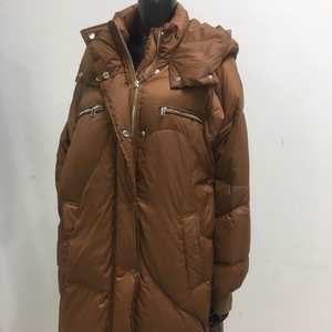 Grand et grand manteau <span class=keywords><strong>d</strong></span>'hiver personnalisé à la mode canadienne Veste en plumes de marque en duvet <span class=keywords><strong>d</strong></span>'<span class=keywords><strong>oie</strong></span> pour hommes et femmes - Product Image 6
