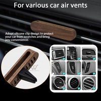 Accessoires pour l'intérieur de la voiture Rafraîchisseur d'air en bois Aromathérapie mentale Support pour voiture Clip Diffuseur en bâton d'huile essentielle