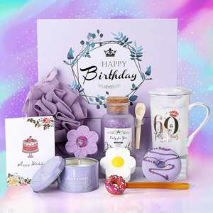 Canasta de Regalos Personalizada para Baño Romántico y Relajante, para Mamá, Hermana, Esposa, Tía, Abuela, Regalos de Cumpleaños 30/40/50/60 para Mujeres - Product Image 1