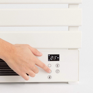 Scaldasalviette Elettrico da 2000W, Asciugatore Intelligente per Bagno con Asciugatura Rapida, Design a Colonna, a Risparmio Energetico - Product Image 1