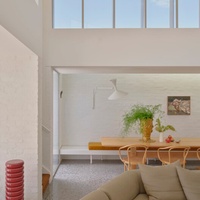 Conception personnalisée de villa moderne minimaliste en briques blanches et bois, plans d'aménagement intérieur et extérieur, rendu 3D, consultation approfondie