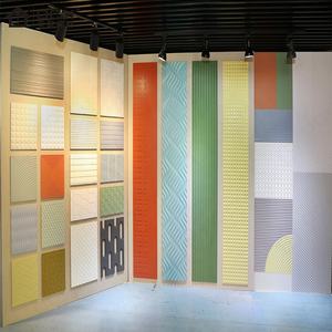 Carreaux de béton 3D à motifs modernes hexagonaux géométriques pour décoration murale intérieure Carreaux perforés pour revêtement extérieur - Product Image 1