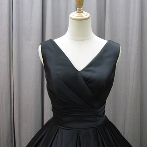 Robes de bal élégantes en satin noir, col en V, nouvelles robes de bal longues pour soirée Mz0043 - Product Image 5