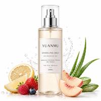Brume parfumée longue durée Private Label Champagne Toast, senteur fruitée et gourmande aux baies, spray corporel éclatant