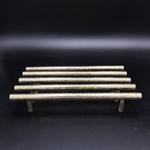 Handgemachte Massiv Messing T Bar Möbel Griffe Knöpfe Hammer Finish für moderne Schubladen schränke für Küche Home & Hotel Dekor - Product Image 3