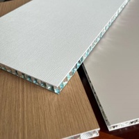 Plaque de plafond moderne en aluminium alvéolaire léger haute résistance pour panneau de revêtement intérieur et extérieur