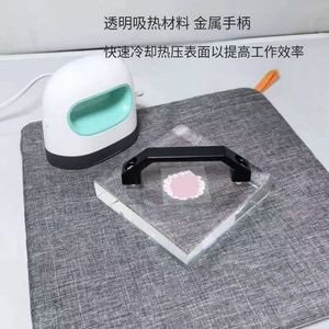 Almohadilla de acrílico para prensa de calor con asa para Cricut y herramientas de manualidades HTV, diseño moderno transparente XCT 372 - Product Image 3