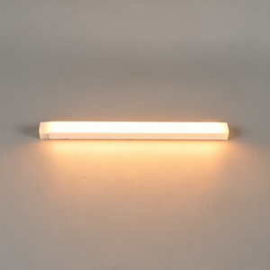 Un grand nombre de luminaires muraux modernes à LED, équipés de détecteurs de mouvement et rechargeables, - Product Image 4