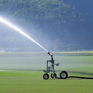 Tarım merkezi Pivot sulama sistemi hareketli yanal eksenel püskürtme Irrigator - Product Image 1