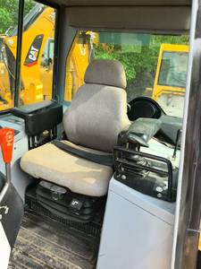 <span class=keywords><strong>Bulldozer</strong></span> Caterpillar D5K Usato con Motore e Pompa Idraulica, Potenza 104000W, Peso 13500KG, Buone Condizioni - Product Image 6