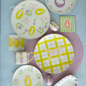 Set di Stoviglie in Ceramica JOYYE per Pasqua con Coniglietti, Tulipani, Fiocchi e Design a Quadretti, Servizio Personalizzabile per Feste - Product Image 3