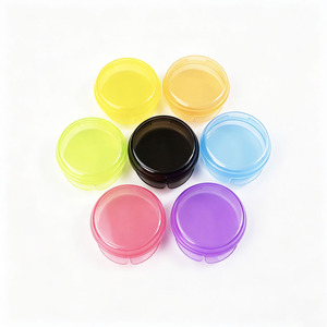 Recipientes redondos de plástico coloridos con tapas para almacenamiento de medicamentos - Product Image 2