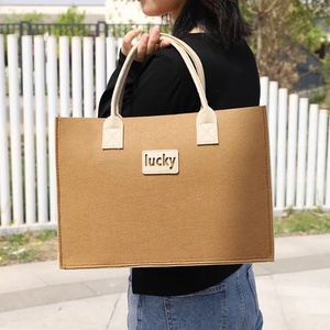 New Ideas for Promotional Activities Reusable Tote Bags with Advertising Slogans Are Snapped up for Just 1