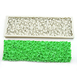 Qualité alimentaire <span class=keywords><strong>Petit</strong></span> motif de fleurs <span class=keywords><strong>en</strong></span> <span class=keywords><strong>silicone</strong></span> <span class=keywords><strong>moule</strong></span> à gâteau <span class=keywords><strong>chocolat</strong></span> sugarcraft gelée cookies <span class=keywords><strong>moule</strong></span> Outils De Cuisson BRICOLAGE - Product Image 1