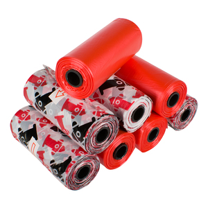 Rouleau de sacs poubelle mignons biodégradables jetables noirs pour animaux de compagnie - Product Image 1