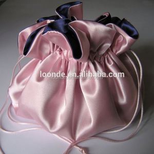 Sac de danse en satin bleu marine de grande taille, rose glacé, sac à main de mariée, biodégradable pour l'envoi postal - Product Image 5
