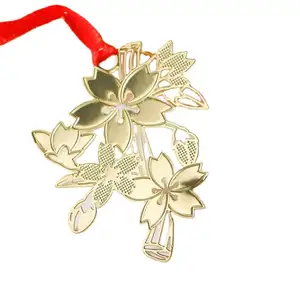 Customized Metal Crafts Plated Manufacture Hard Soft Enamel OEM/ODM Zinc Alloy Bronze Copper Maple Leaf Bookmark