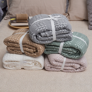 Couverture gaufrée unie de luxe douce en fibre de bambou (50%) et coton (50%) pour <span class=keywords><strong>canapé</strong></span>/<span class=keywords><strong>lit</strong></span> – Vente en gros à prix abordable - Product Image 1
