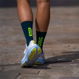 Logo personnalisé Athletic <span class=keywords><strong>Trail</strong></span> Performance Chaussettes de course à pied Chaussettes de sport respirantes rembourrées Chaussettes de cyclisme à <span class=keywords><strong>compression</strong></span> pour hommes - Product Image 2
