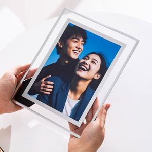 Cadre photo en verre cristallin transparent en gros, 6x8 8x10 11x14 A4, présentoir de table en verre trempé pour cadeau photo de couple de mariage - Product Image 1