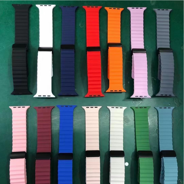 Innovative Magnetic Buckle Strap for Apple Watch Band 49mm 45mm 44mm 40 41mm Silicone Bracelet for IWatch Series 7 6 8 9 Ultra 2