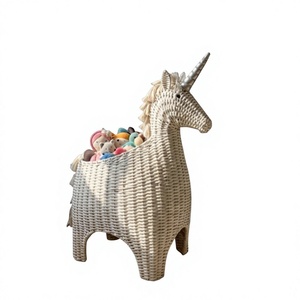 Panier licorne en osier fait main, paniers de rangement en rotin naturel, multifonctionnel et moderne, fabriqué au Vietnam - Product Image 1