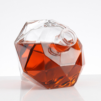 Nouvelle bouteille en verre de style de mode 750ml bouteille de liqueur de vodka whisky brandy gin avec bouchon en silex