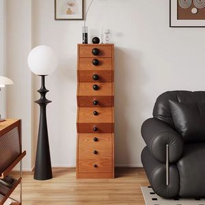 Buffet de style vintage en bois massif, commode polyvalente et artistique, meuble de salon - Product Image 1