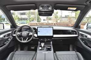 GAC Trumpchi GS8 2025 modelo <span class=keywords><strong>2</strong></span>,0 TGDI 2WD 5/7-asiento versión de lujo <span class=keywords><strong>2</strong></span>/4WD. 2024 Trumpchi GS8 inventario de automóviles al por mayor - Product Image 6