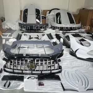 Kit carrosserie en fibre de carbone pour Mercedes Benz <span class=keywords><strong>AMG</strong></span> GT <span class=keywords><strong>GTS</strong></span> Black Series : pare-chocs avant, capot, jupes latérales, pare-chocs arrière, diffuseur, spoiler - Product Image 3