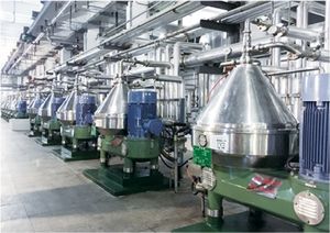 צנטריפוגה יעילה לשמן משומש עם דיסק נירוסטה, משאבה ומסב ליישומים תעשייתיים, תפוקה גבוהה - Product Image 6