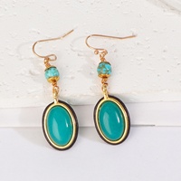 Boucles d'oreilles vintage ovales en pierres précieuses pour femmes, boucles d'oreilles pendantes bohèmes en pierres vertes et rouges, bijoux de mode simples et personnalisés de style occidental