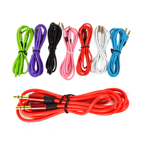 1.2m de longueur plaqué or connecteur tête métallique coloré Aux câble de <span class=keywords><strong>voiture</strong></span> 3.5mm Jack Aux 3 pôles Audio câble <span class=keywords><strong>auxiliaire</strong></span> - Product Image 1