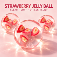 Balle anti-stress souple en plastique, faite à la main, à l'huile de coco et à la vaseline, à l'aspect fraise, hautement transparente, non rebondissante