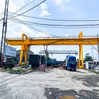 Grue portique à double poutre de 40 tonnes, portée de 32 m, A7, manutention de matériaux à grande échelle