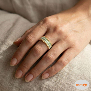 Anillos Boho Minimalistas Hechos a Mano para Mujer, Chapados en Oro de 24K, con Grabado Personalizado y Diseño Geométrico - Product Image 6